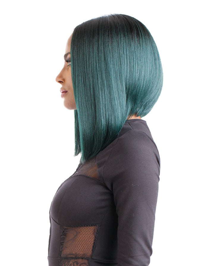 Sensual Collection Vella Vella Lace Front Wig Diva